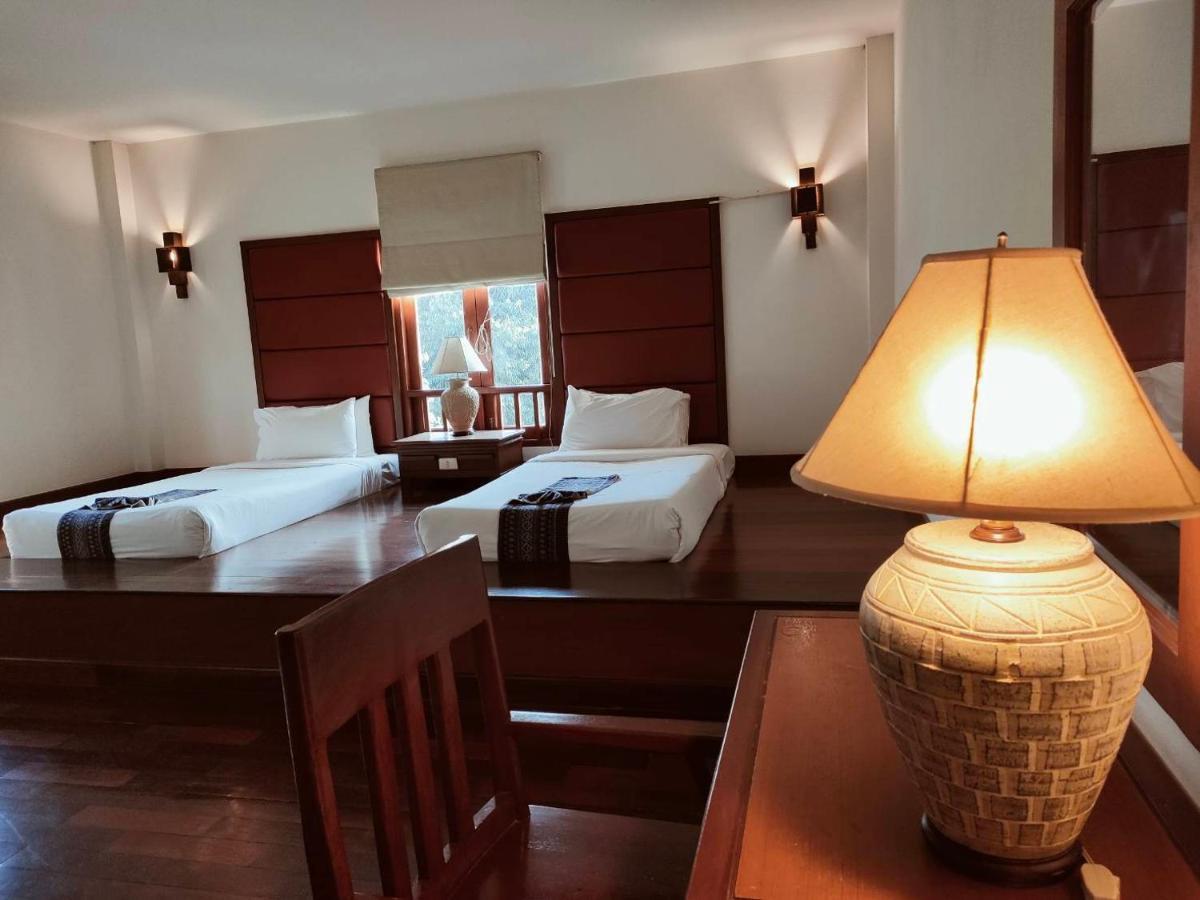 Teak Garden Resort, Chiang Rai Ngoại thất bức ảnh