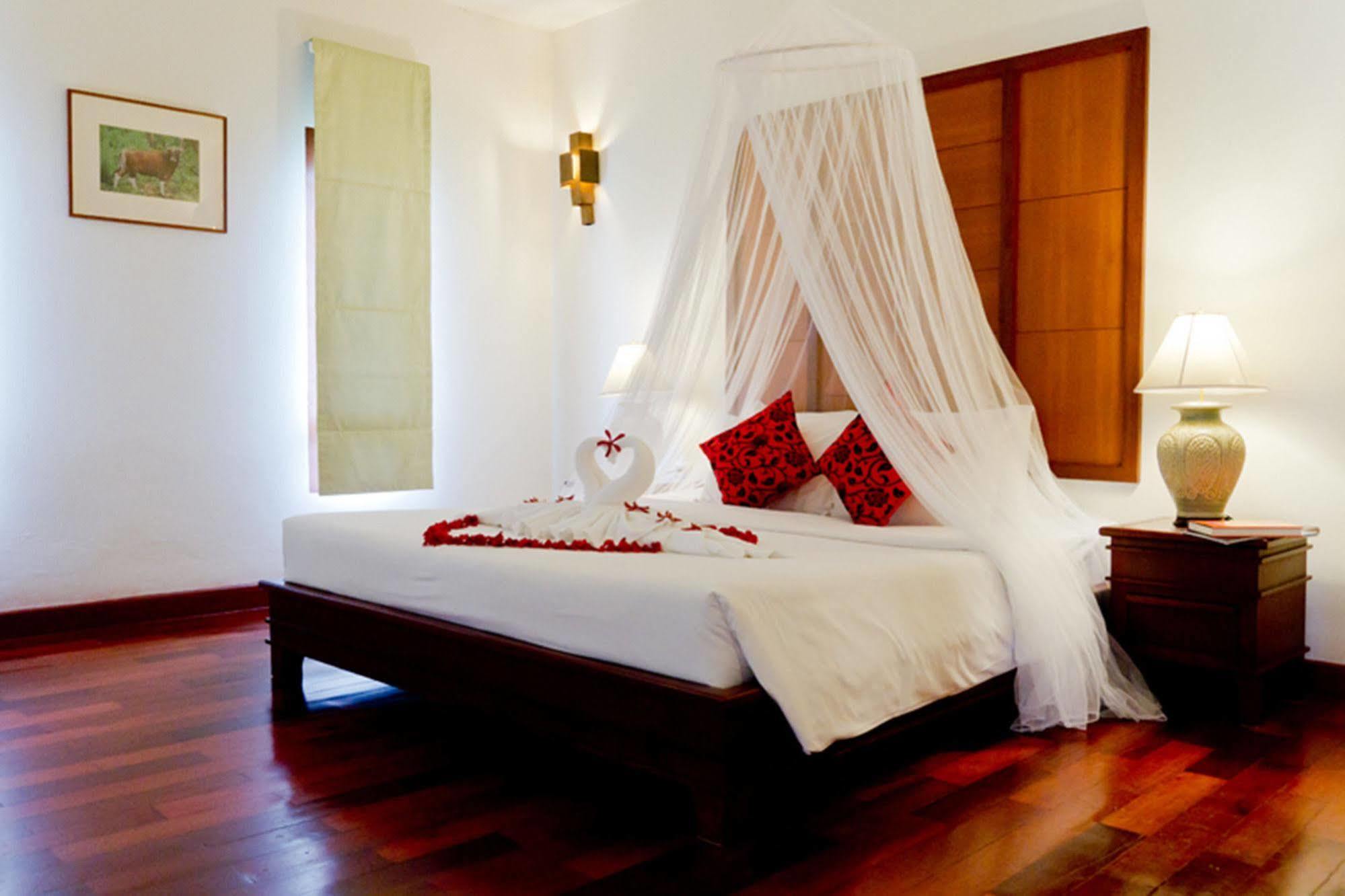 Teak Garden Resort, Chiang Rai Ngoại thất bức ảnh